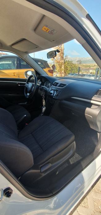 Suzuki Swift 1,2 automatik, fotografija 6