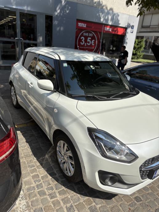 Suzuki Swift 1,2, fotografija 2