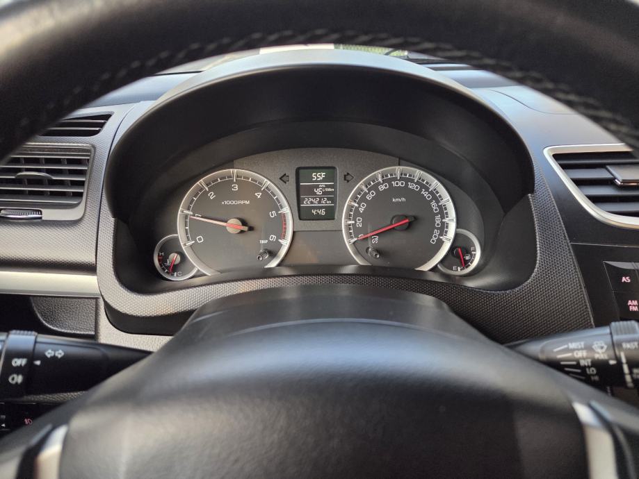 SUZUKI SWIFT 1,3 d GLX 75 KS- KLIMA-SERVISNA-REG 12 MJ, fotografija 11