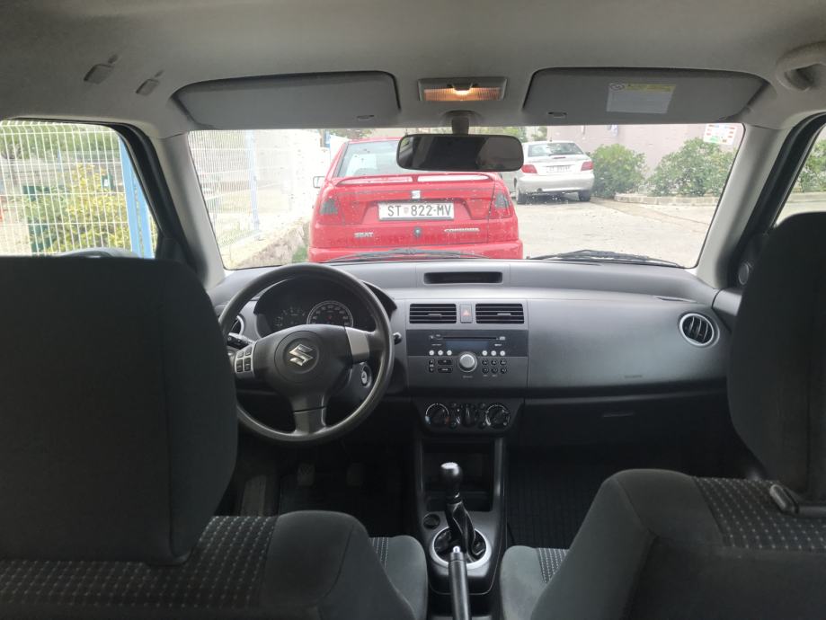 Suzuki Swift 1 3 GLX 2007 God suzuki-swift-1-3-glx-2007-god