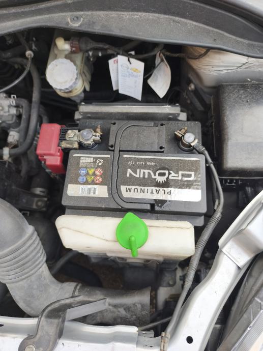 Suzuki Swift 1,3, fotografija 15