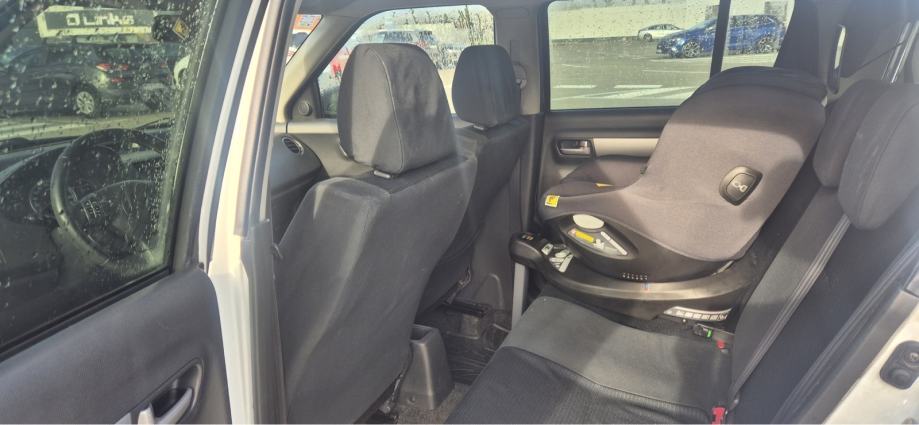Suzuki Swift 1,3, fotografija 11