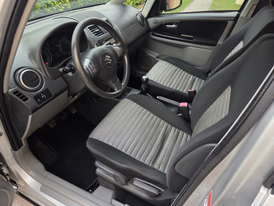 Suzuki SX4 1,6 GLX, 4x4, REDIZAJN #ODLIČAN#, fotografija 9