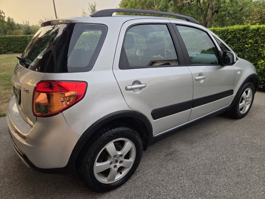 Suzuki SX4 1,6 GLX, 4x4, REDIZAJN #ODLIČAN#, fotografija 5