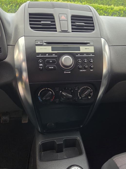 Suzuki SX4 1,6 GLX, 4x4, REDIZAJN #ODLIČAN#, fotografija 15
