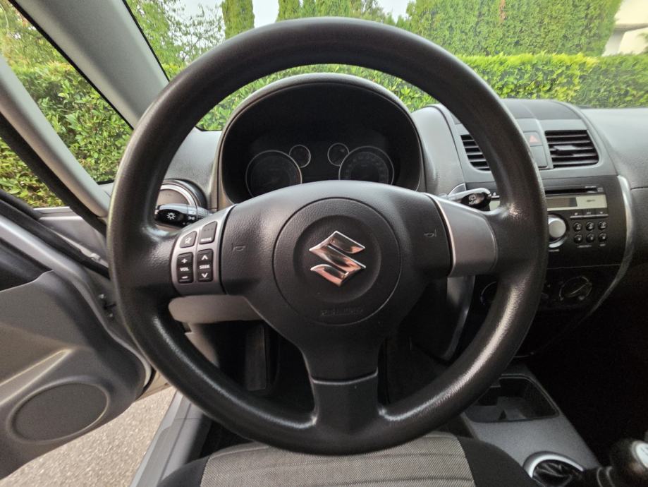 Suzuki SX4 1,6 GLX, 4x4, REDIZAJN #ODLIČAN#, fotografija 14