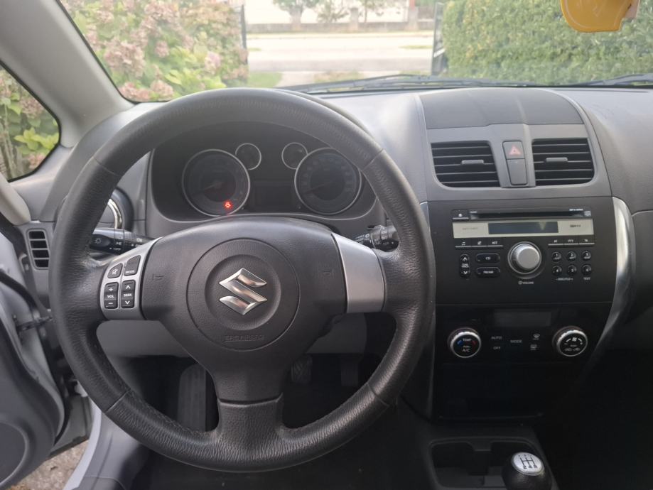 Suzuki SX4 1.6 GLX, SAMO 131000 KM, VRHUNSKI !, fotografija 6