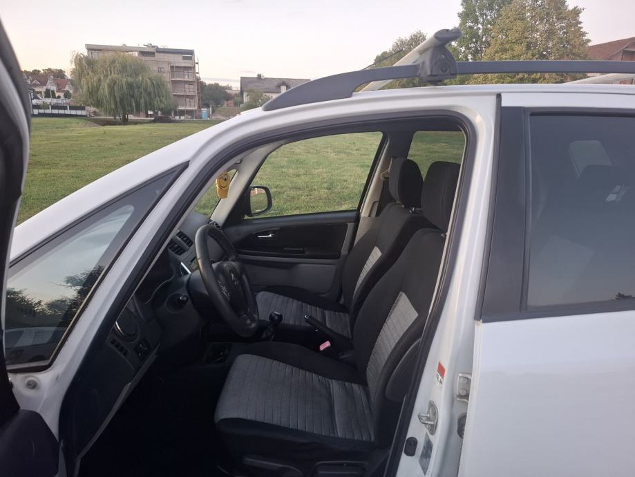 Suzuki SX4 1.6 GLX, SAMO 131000 KM, VRHUNSKI !, fotografija 11