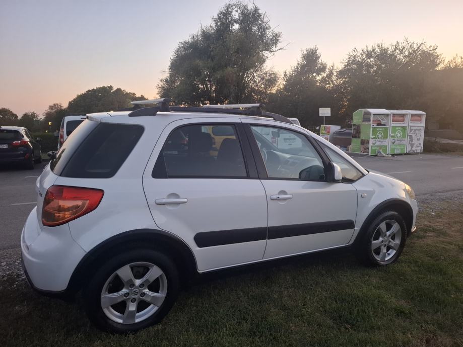 Suzuki SX4 1.6 GLX, SAMO 131000 KM, VRHUNSKI !, fotografija 13