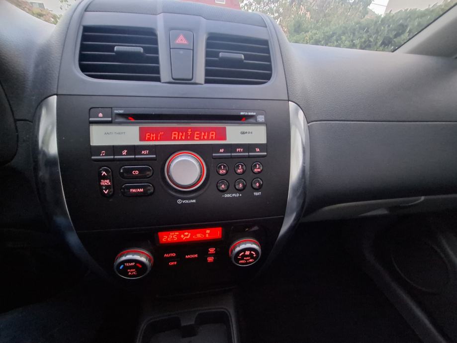 Suzuki SX4 1.6 GLX, SAMO 131000 KM, VRHUNSKI !, fotografija 19