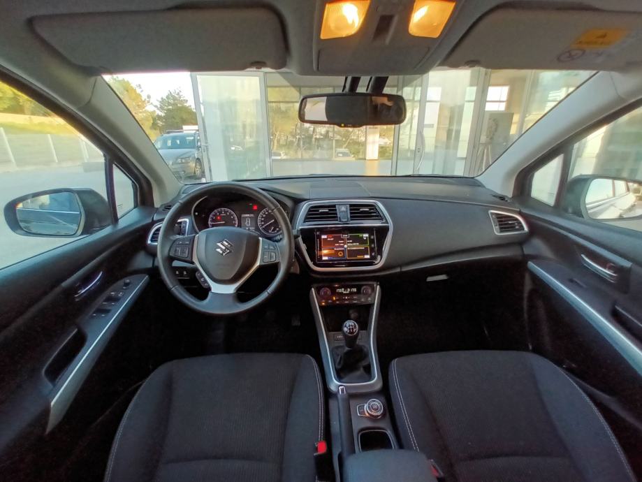 Suzuki SX4 S-Cross 1,0 Pemium GL+ ALLGRIP 4X4, 2019 god.