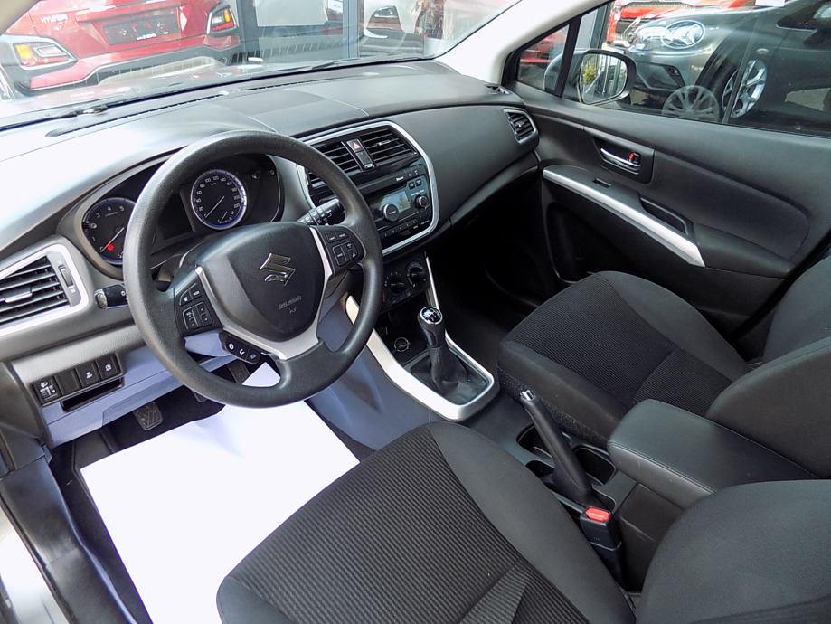 Suzuki SX4 S-Cross 1.0i...MOGUĆNOST GARANCIJE DO 2 GODINE, fotografija 11