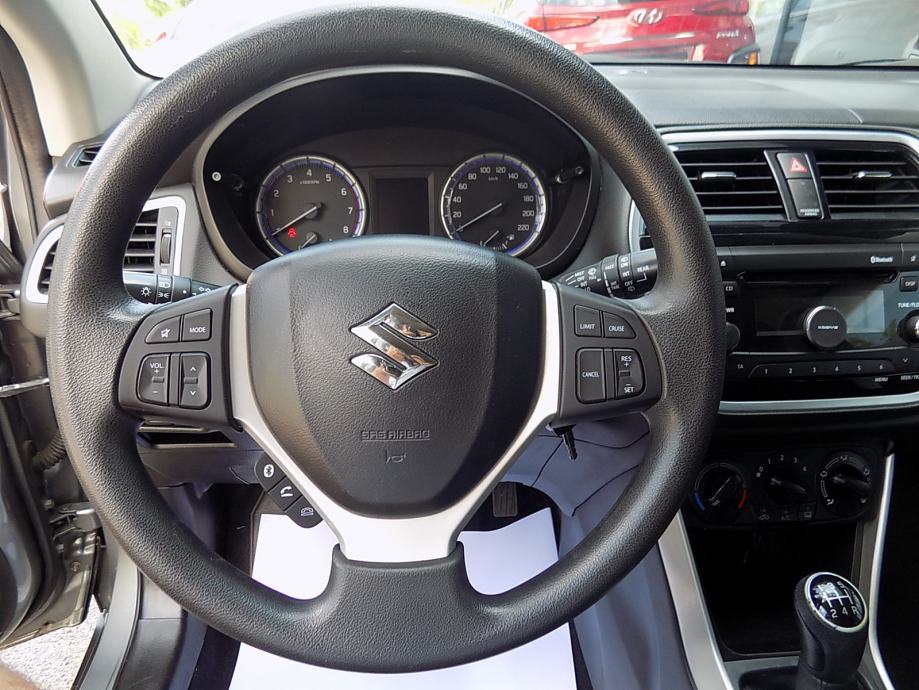 Suzuki SX4 S-Cross 1.0i...MOGUĆNOST GARANCIJE DO 2 GODINE, fotografija 9
