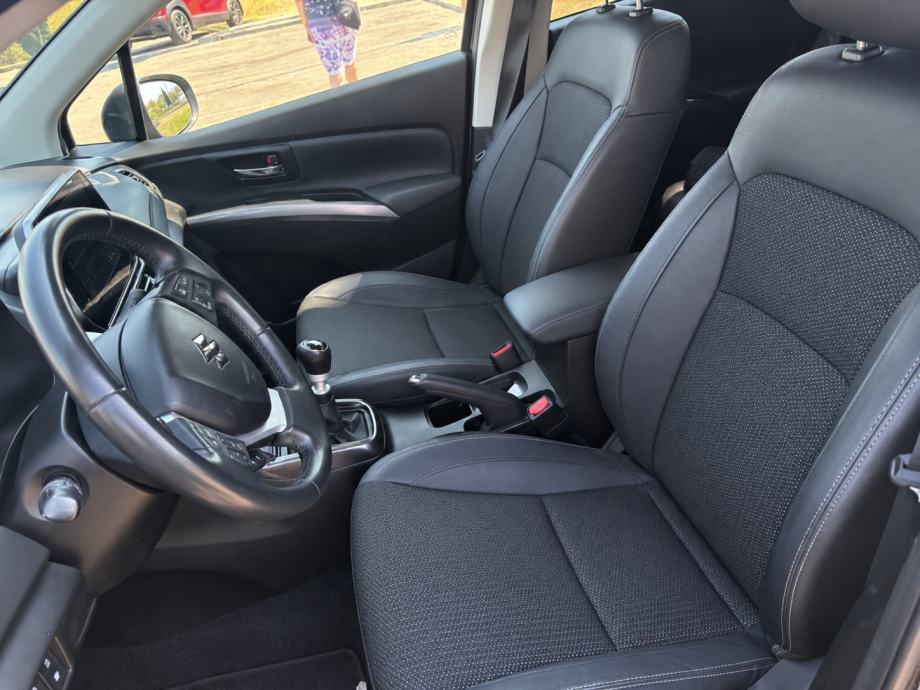 Suzuki S-Cross 1.4 GLX 2023 — NOVI motor, 7 god. jamstvo, all season, fotografija 5