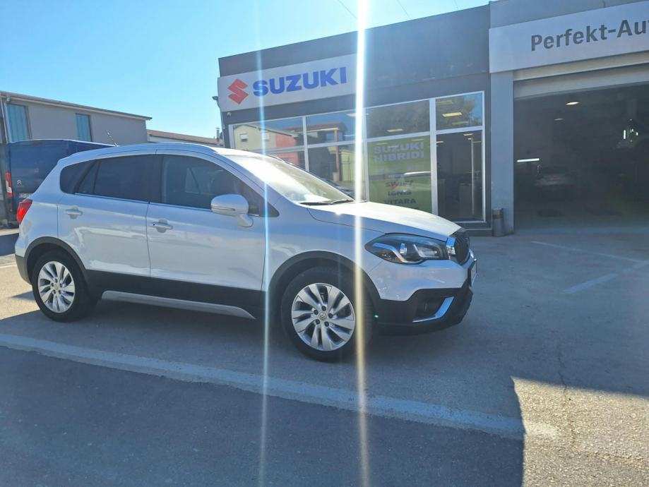 Suzuki SX4 S-Cross 1,4 GL+ Hybrid 2021. reg. do 06/27, fotografija 2