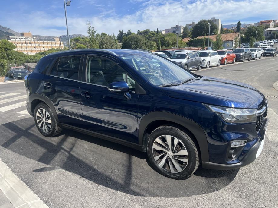 Suzuki S-Cross 1,4 GLX (ELEGANCE-FULL PAKET), fotografija 3