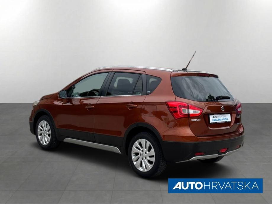 SUZUKI SX4 S-CROSS 1,4 HYBRID, 15.950,00 € - Akcija, fotografija 8
