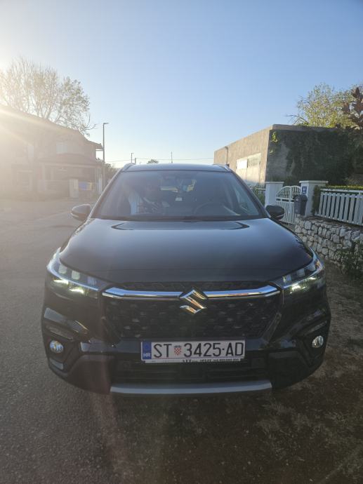 Suzuki SX4 S-Cross 1,4, fotografija 2