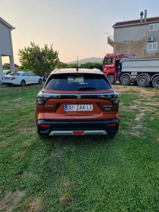 Suzuki SX4 S-Cross 1,4, fotografija 3