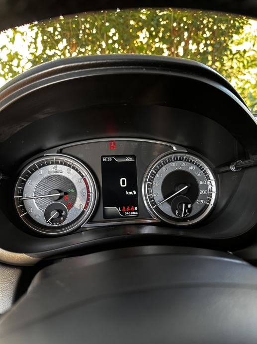 Suzuki SX4 S-Cross 1,4, fotografija 7