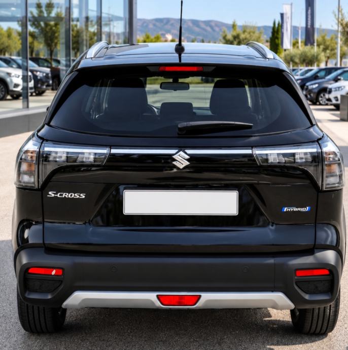 Suzuki SX4 S-Cross 1,5 automatik, fotografija 2