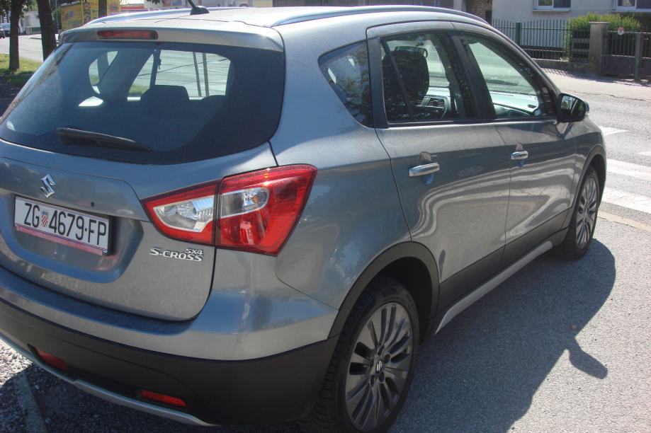 SUZUKI SX4 S-CROSS 1,6 DIESEL******FULL OPREMA*******REGISTRIRAN******, fotografija 4