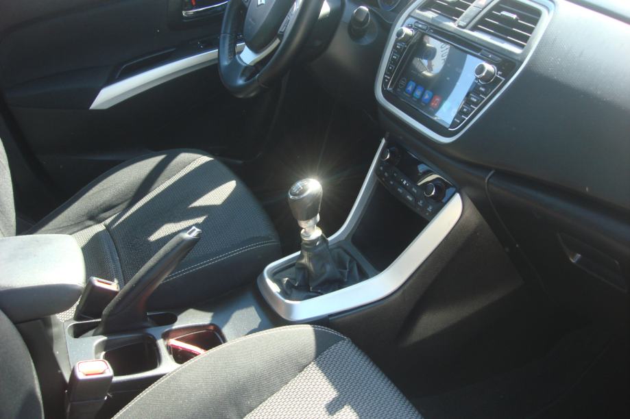 SUZUKI SX4 S-CROSS 1,6 DIESEL******FULL OPREMA*******REGISTRIRAN******, fotografija 11