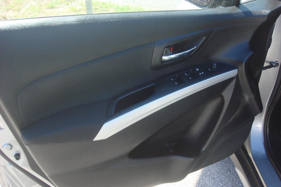 SUZUKI SX4 S-CROSS 1,6 DIESEL******FULL OPREMA*******REGISTRIRAN******, fotografija 7