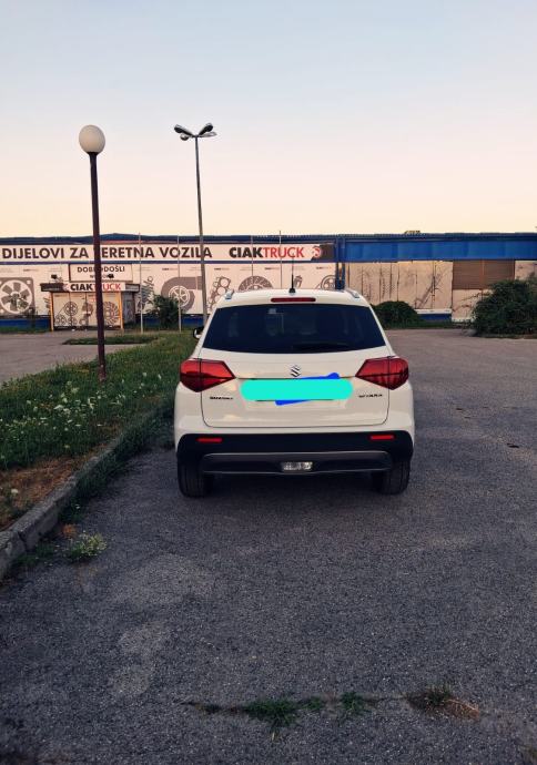 Suzuki Vitara 1,0 GL+, fotografija 12