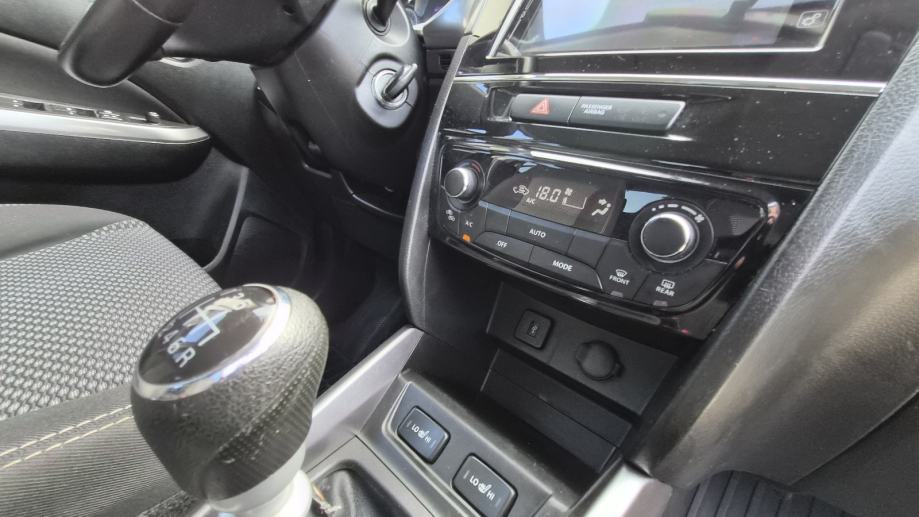 Suzuki Vitara 1,4 - 1.VLASNIK - NIJE UVOZ - COLOR EDITION - KAO NOVA -, fotografija 13