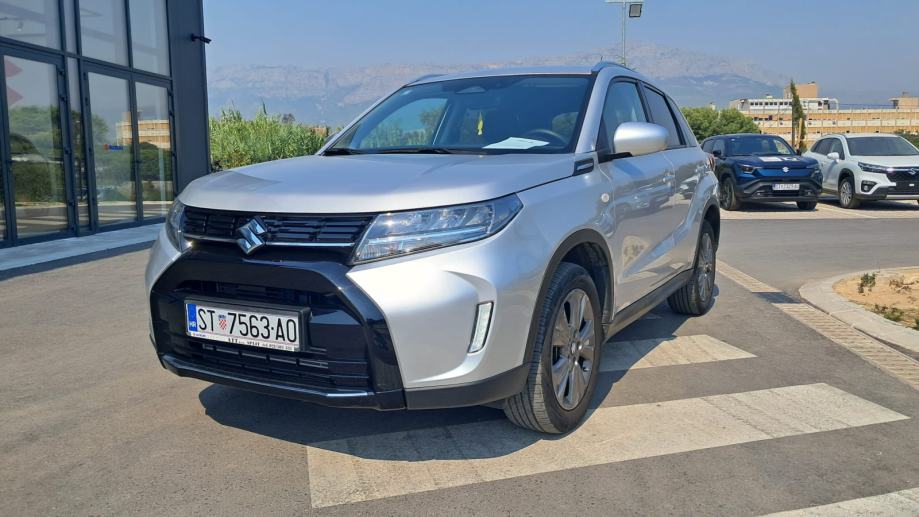 Suzuki Vitara 1,4 GL+ 2025. reg. do 6/2027, fotografija 2