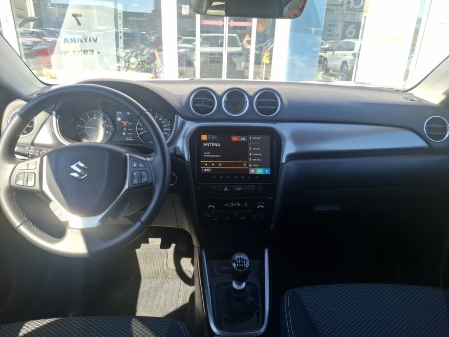 Suzuki Vitara 1,4 GL+ PREMIUM, ZIMSKE GUME GRATIS!!!, fotografija 6