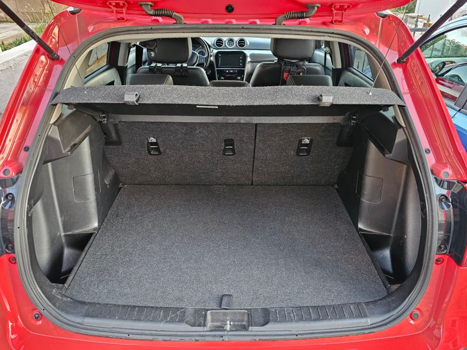Suzuki Vitara 1,4 GLX 2WD 04/27, fotografija 11