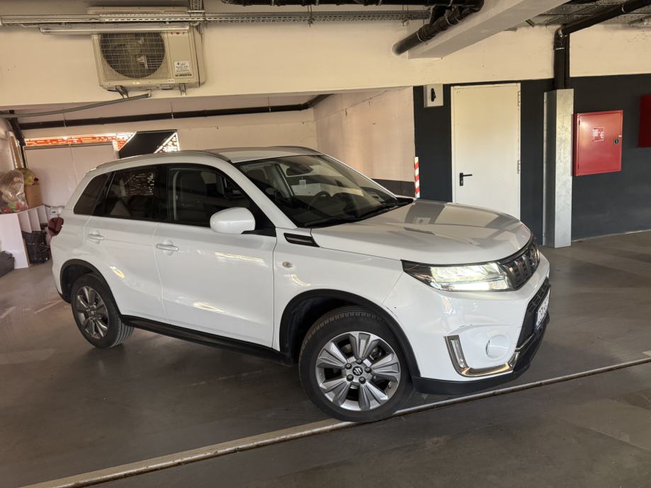 Suzuki Vitara 1,4 Hibrid Premium, fotografija 5