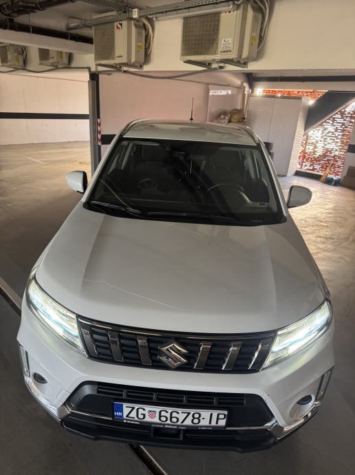 Suzuki Vitara 1,4 Hibrid Premium, fotografija 2