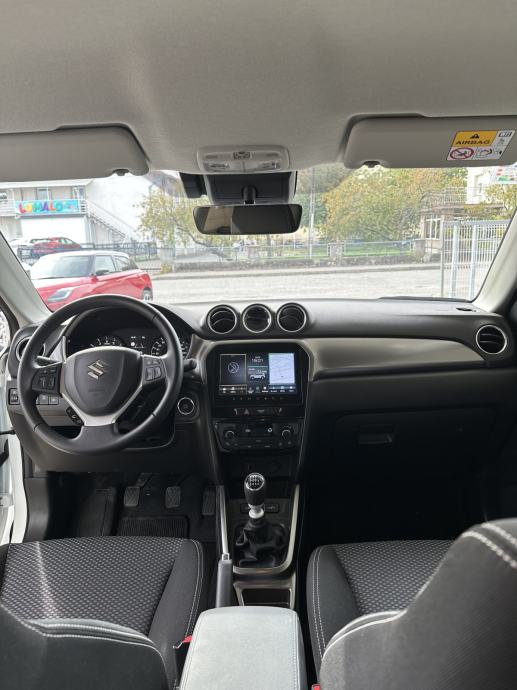 Suzuki Vitara 1.4 Hybrid GL+ 2WD - DOSTUPNO ODMAH!!!, fotografija 8