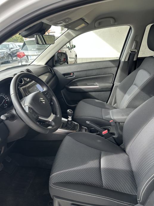 Suzuki Vitara 1.4 Hybrid GL+ 2WD - DOSTUPNO ODMAH!!!, fotografija 9
