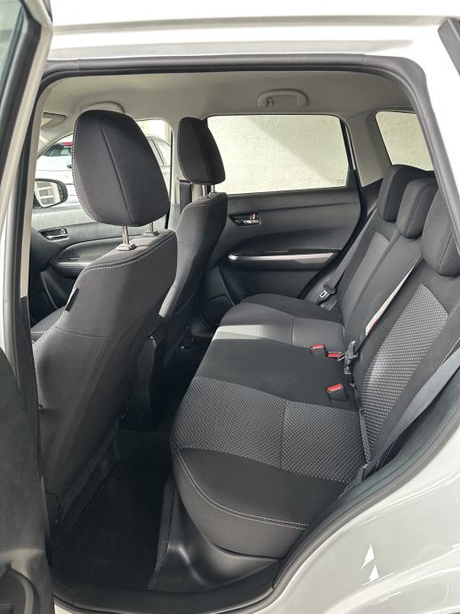 Suzuki Vitara 1.4 Hybrid GL+ 2WD - DOSTUPNO ODMAH!!!, fotografija 11