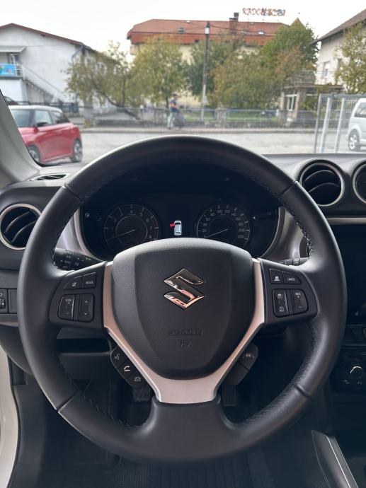 Suzuki Vitara 1.4 Hybrid GL+ 2WD - DOSTUPNO ODMAH!!!, fotografija 13