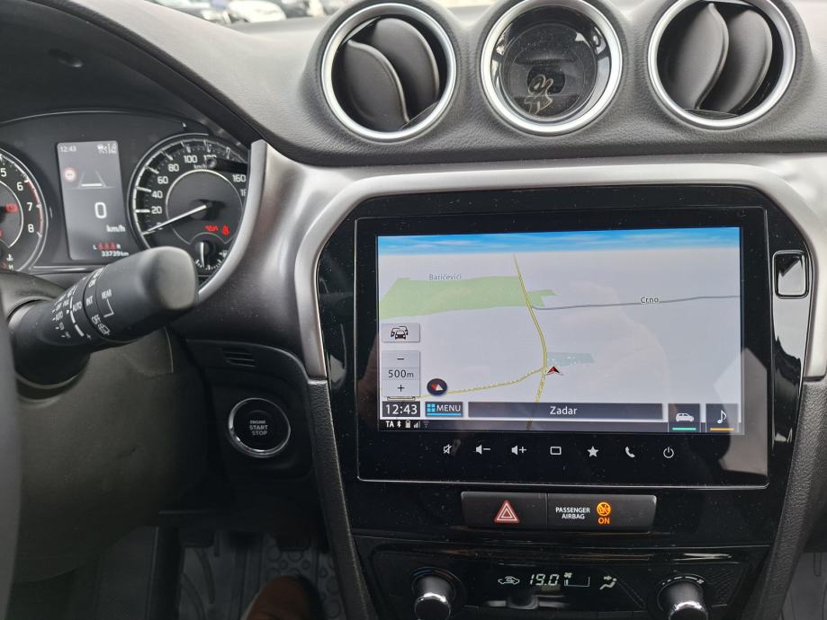 Suzuki Vitara 1,4 Hybrid GL+, fotografija 6