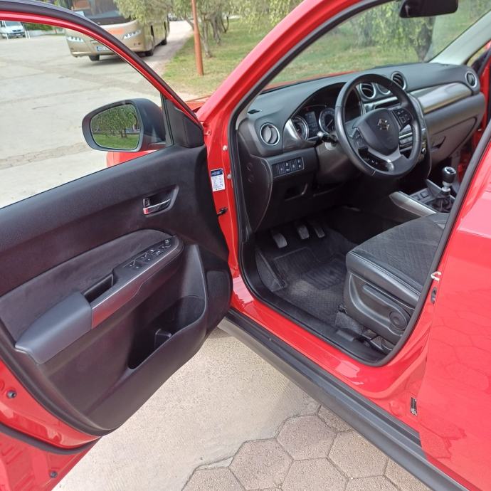 SUZUKI VITARA 1.4 HYBRID GLX BOOSTERJET, fotografija 8