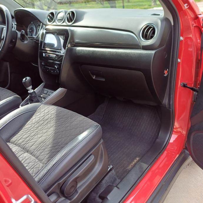 SUZUKI VITARA 1.4 HYBRID GLX BOOSTERJET, fotografija 10