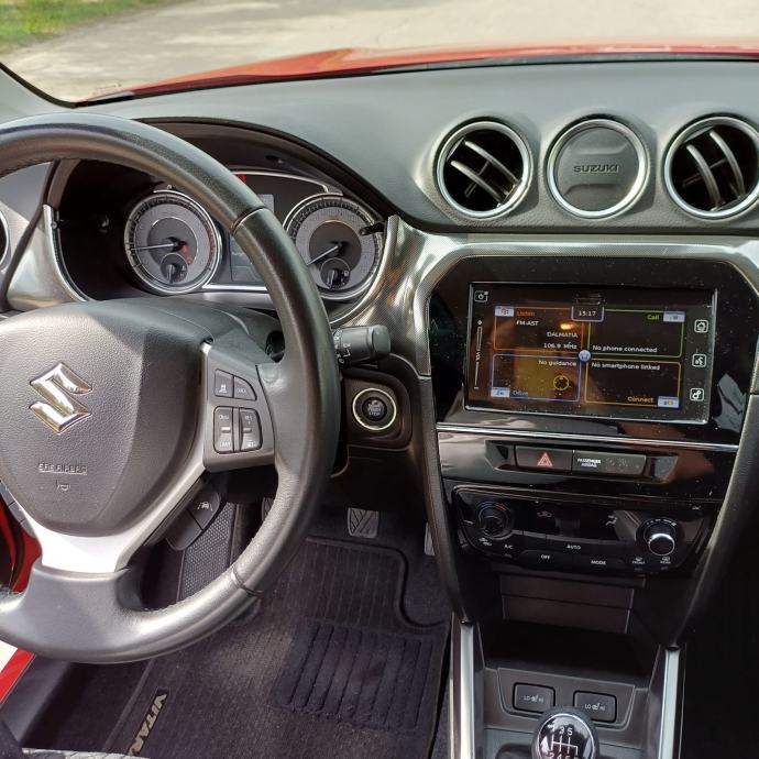 SUZUKI VITARA 1.4 HYBRID GLX BOOSTERJET, fotografija 20