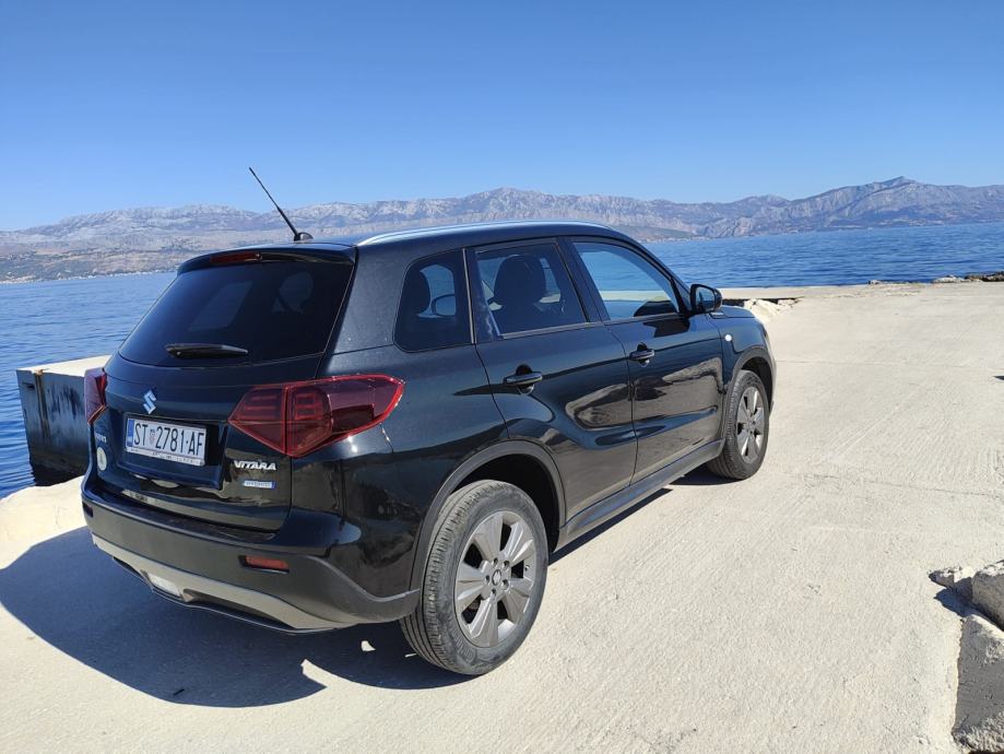 Suzuki Vitara 1.4 hybrid, fotografija 3
