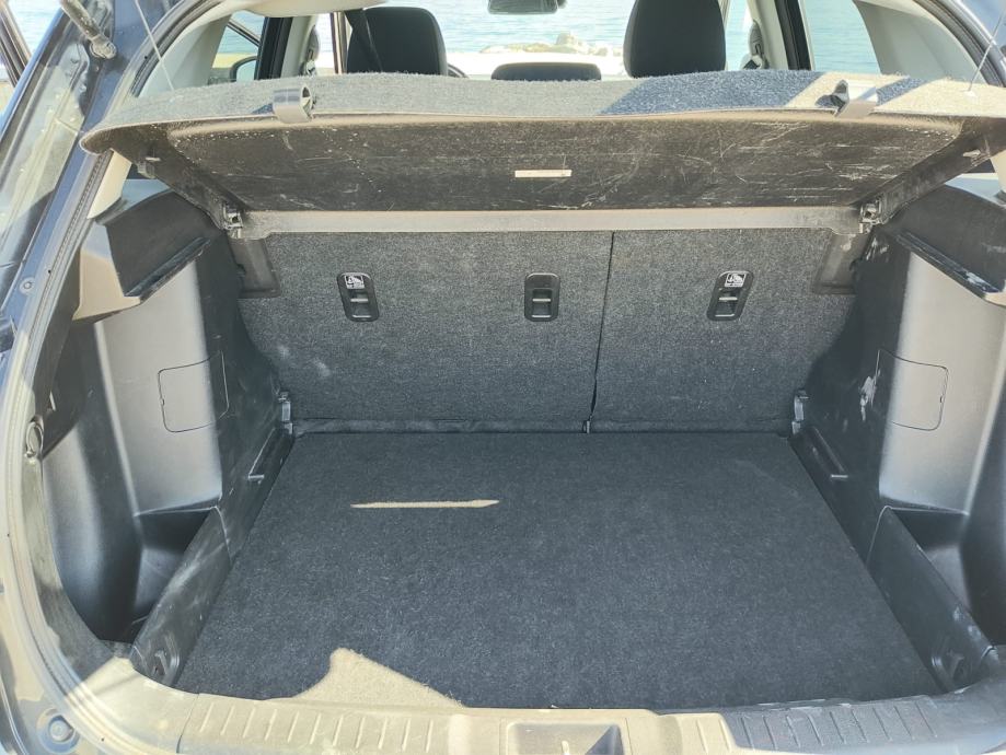 Suzuki Vitara 1.4 hybrid, fotografija 7