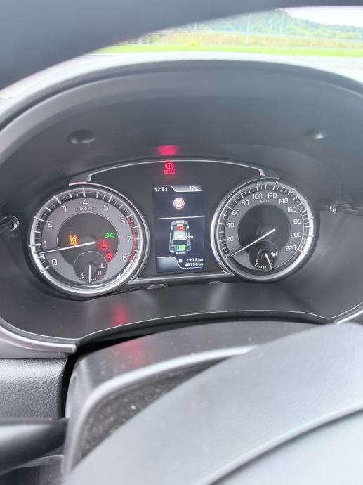 Suzuki Vitara 1,4 mild hibrid,metalik crni gl+ oprema, fotografija 12