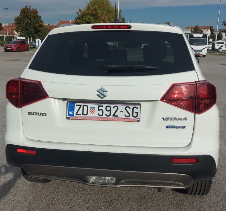 Suzuki Vitara 1,4 ,2022 g. benzin, 95 kw, u sustavu pdv, fotografija 2