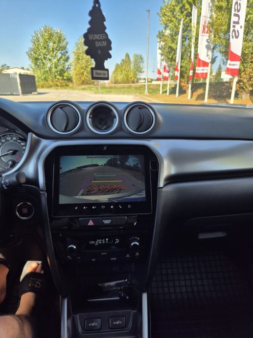 Suzuki Vitara 1,4 gl+hybrid 2025 god., fotografija 10