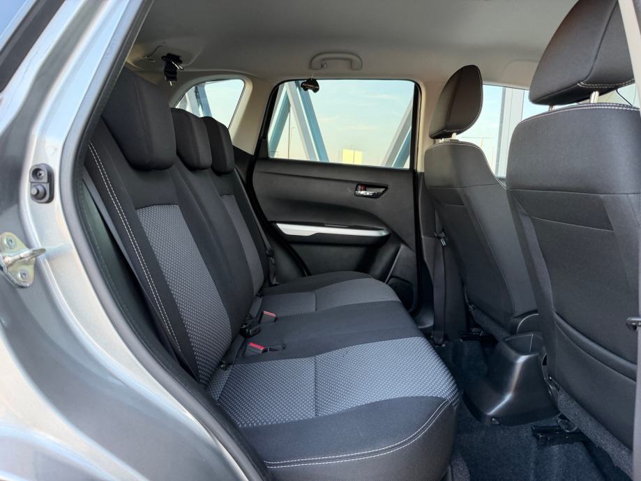 Suzuki Vitara 1.6 DDiS VELIKI SERVIS,PDC,SERVISNA,JAMSTVO, fotografija 20