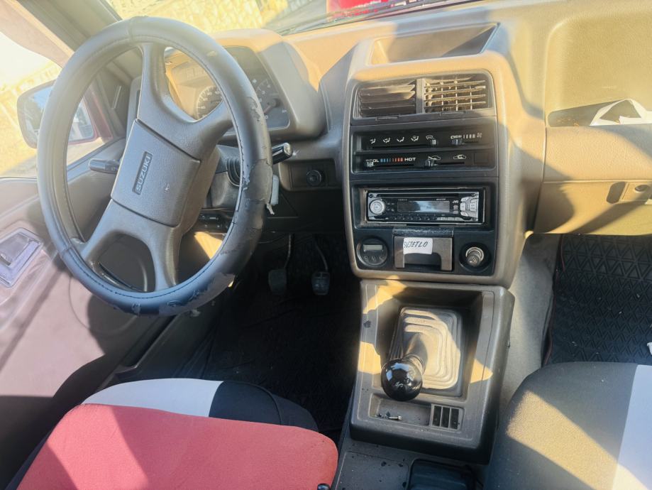 Suzuki Vitara 1.6 JLX, fotografija 6